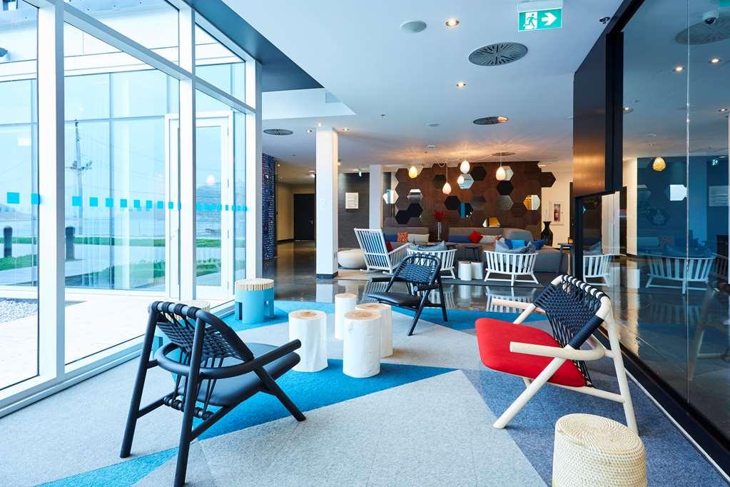 Alt Hotel St. John'S Interior photo